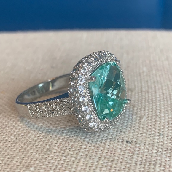 Espo Jewelry - Espo CZ Stunning Ring!